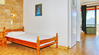 Lions2 Studios And Apartments Askeli ภายนอก รูปภาพ